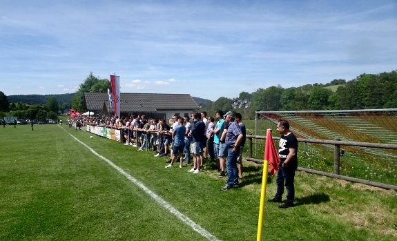 Rot-Wei&szlig;-Arena