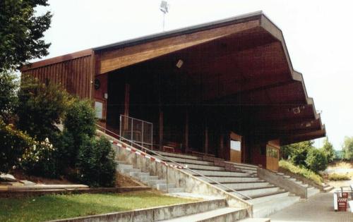 Stadion am Sch&uuml;sselhauser Kreuz - Trib�ne