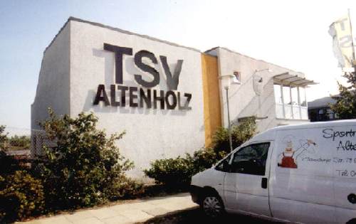 Stadion Klausdorf - Au�enansicht