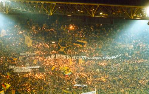 Westfalenstadion - Intro f�r den Stadionnamen