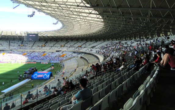 Mineir&atilde;o (Est&aacute;dio Governador Magalh&atilde;es Pinto)