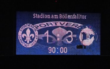 Stadion am B�llenfalltor