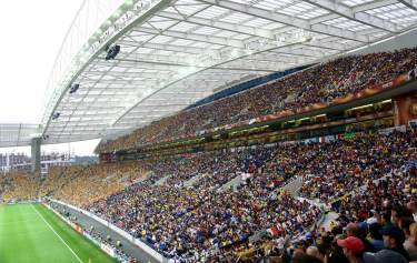 Estadio do Drag&atilde;o (Porto) - L&auml;ngsseite