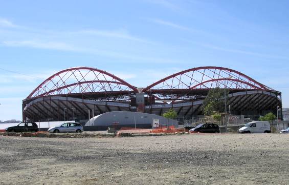 Est&aacute;dio da Luz Lisboa - Au�enansicht