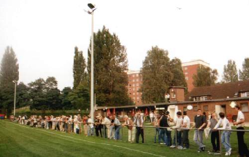 Sportzentrum Hoheluft - L�ngsseite und Vereinsheim