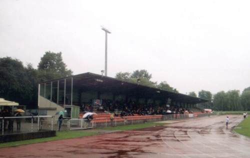 Jahnstadion  - Trib�ne