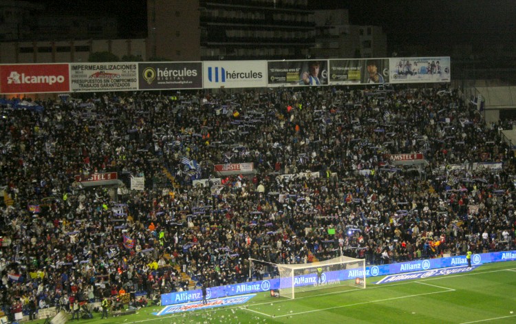 Estadio Jos&eacute; Rico P&eacute;rez
