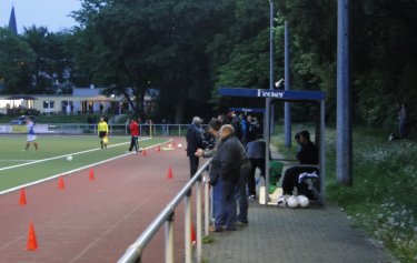 Stadion Deutsch-Luxemburger-Stra&szlig;e