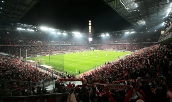 M&uuml;ngersdorfer Stadion