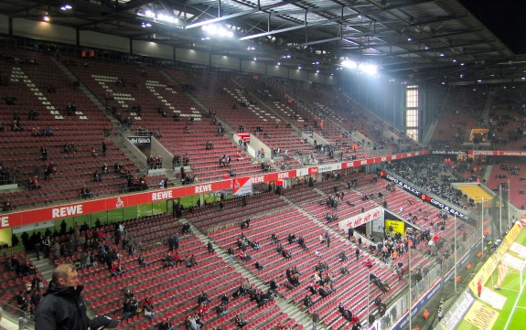 M&uuml;ngersdorfer Stadion