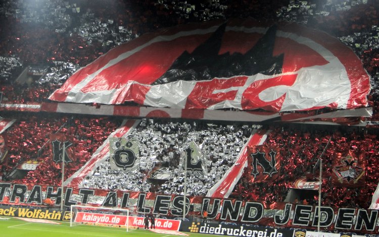 M&uuml;ngersdorfer Stadion