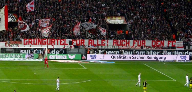 M�ngersdorfer Stadion