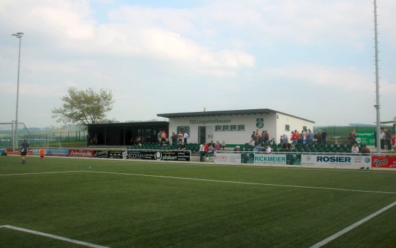 Sportplatz D&uuml;sterloh