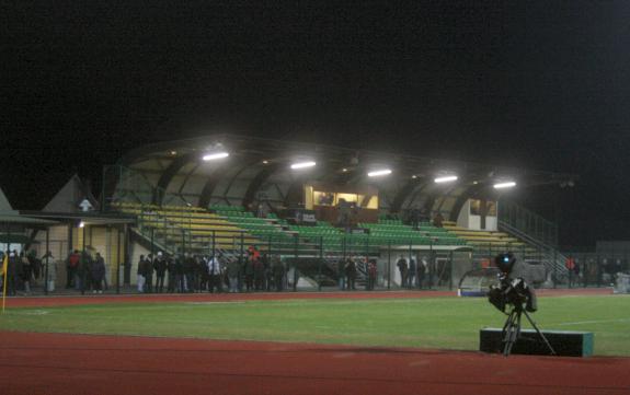 Stade Jules Ladoum&egrave;gue