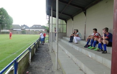 Sportplatz T�ddern