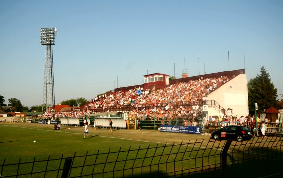 R&eacute;v&eacute;sz G&eacute;za