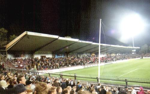 Millerntor - Haupttrib&uuml;ne voll bestezt