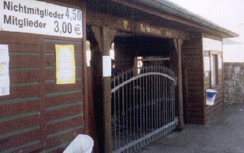 R&ouml;hrtalstadion - Eingang