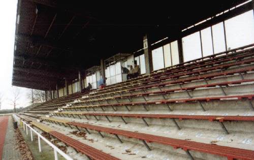 Sepp-Herberger-Stadion - Blick �ber die Trib�ne